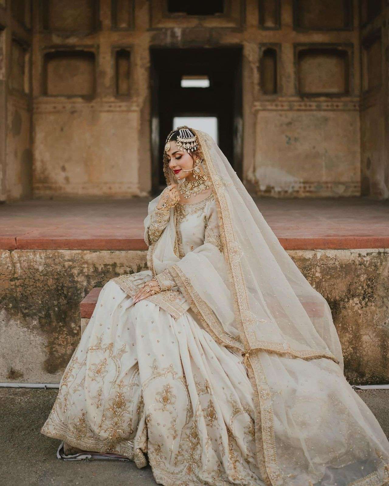 Maha Wajahat : White Bridal Collection Chiffon Replica