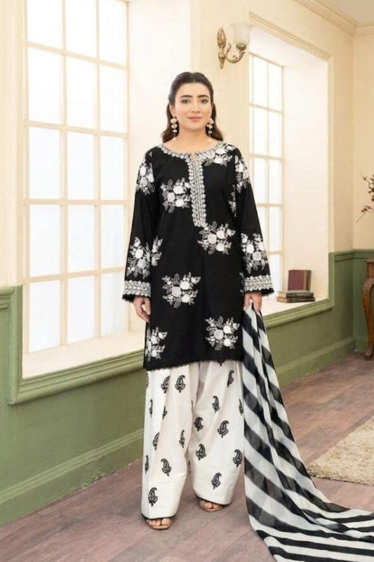 Zara by Shahjahan : Black Digital Printed Lawn Collection Replica